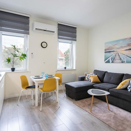 Bright And Modern Apartments In City Center 萨格勒布 外观 照片