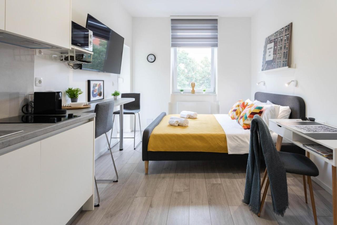 Bright And Modern Apartments In City Center 萨格勒布 外观 照片