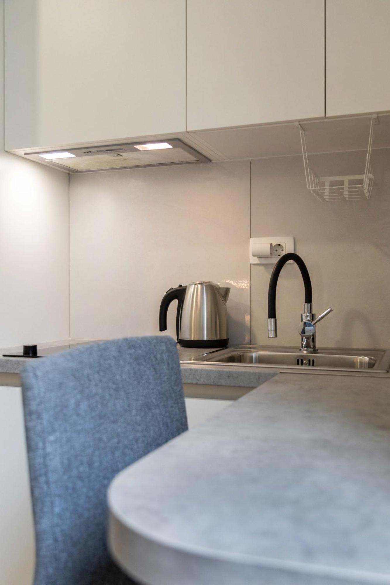Bright And Modern Apartments In City Center 萨格勒布 外观 照片