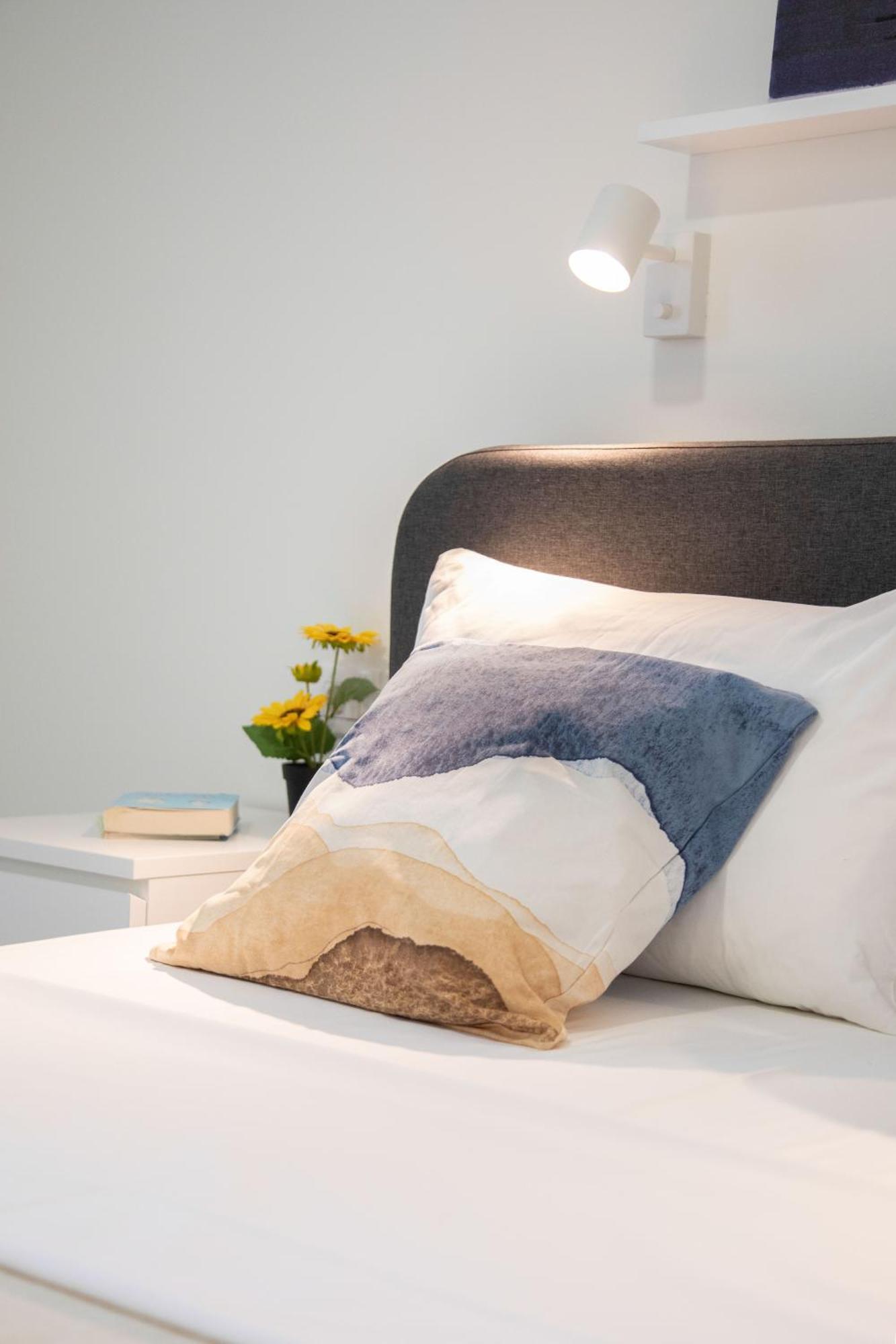 Bright And Modern Apartments In City Center 萨格勒布 外观 照片